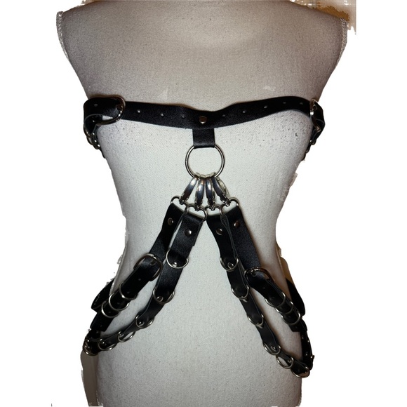 Pu D Ring Drop Leg Harness - Picture 4 of 7